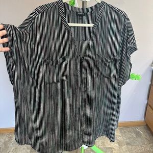 Torrid stripped blouse, zipper detail